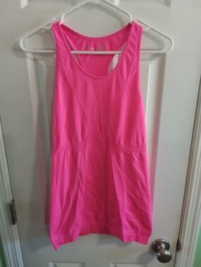 Zyia Active Bright Pink Athletic Tank Top